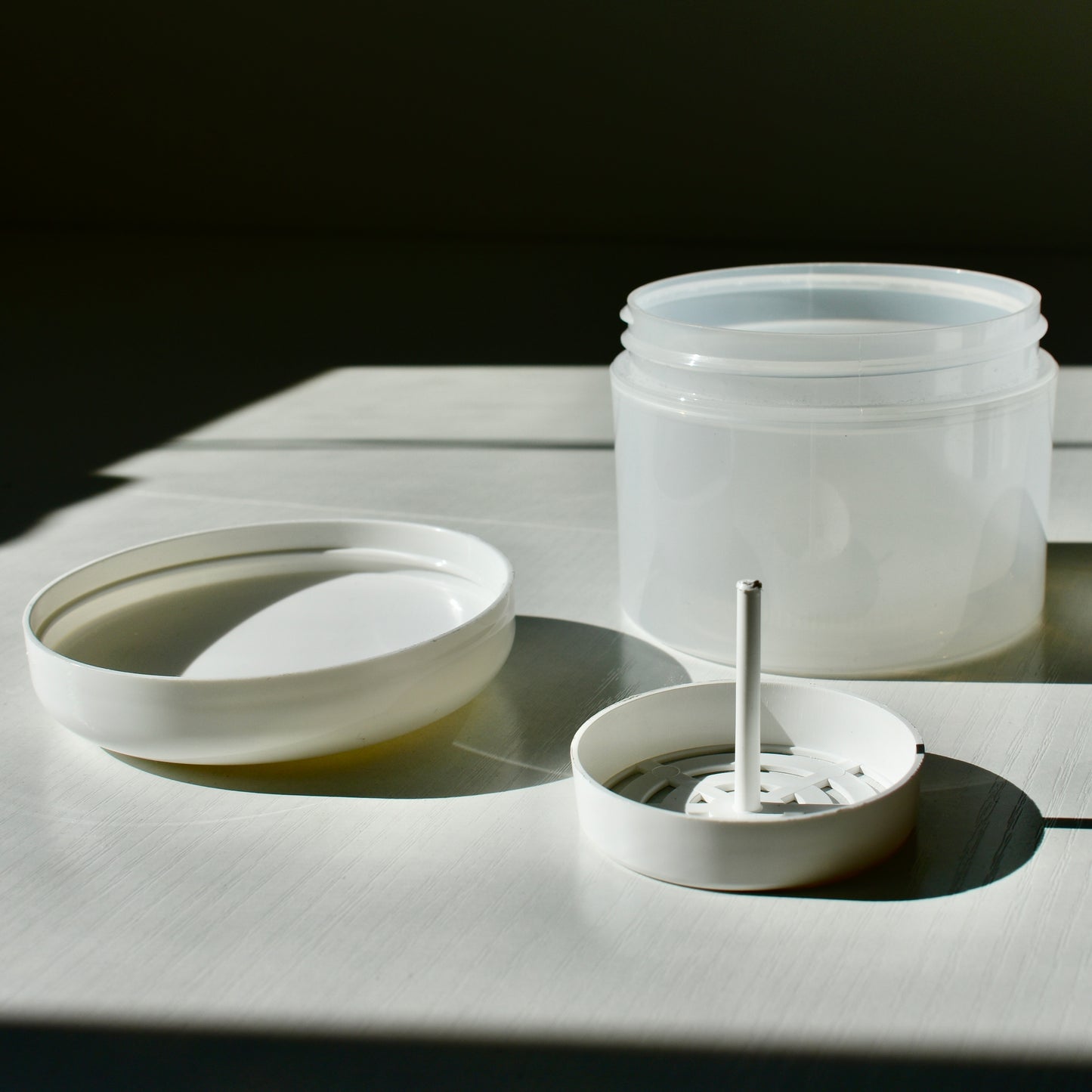 Acetone Resistant Gemstone Container